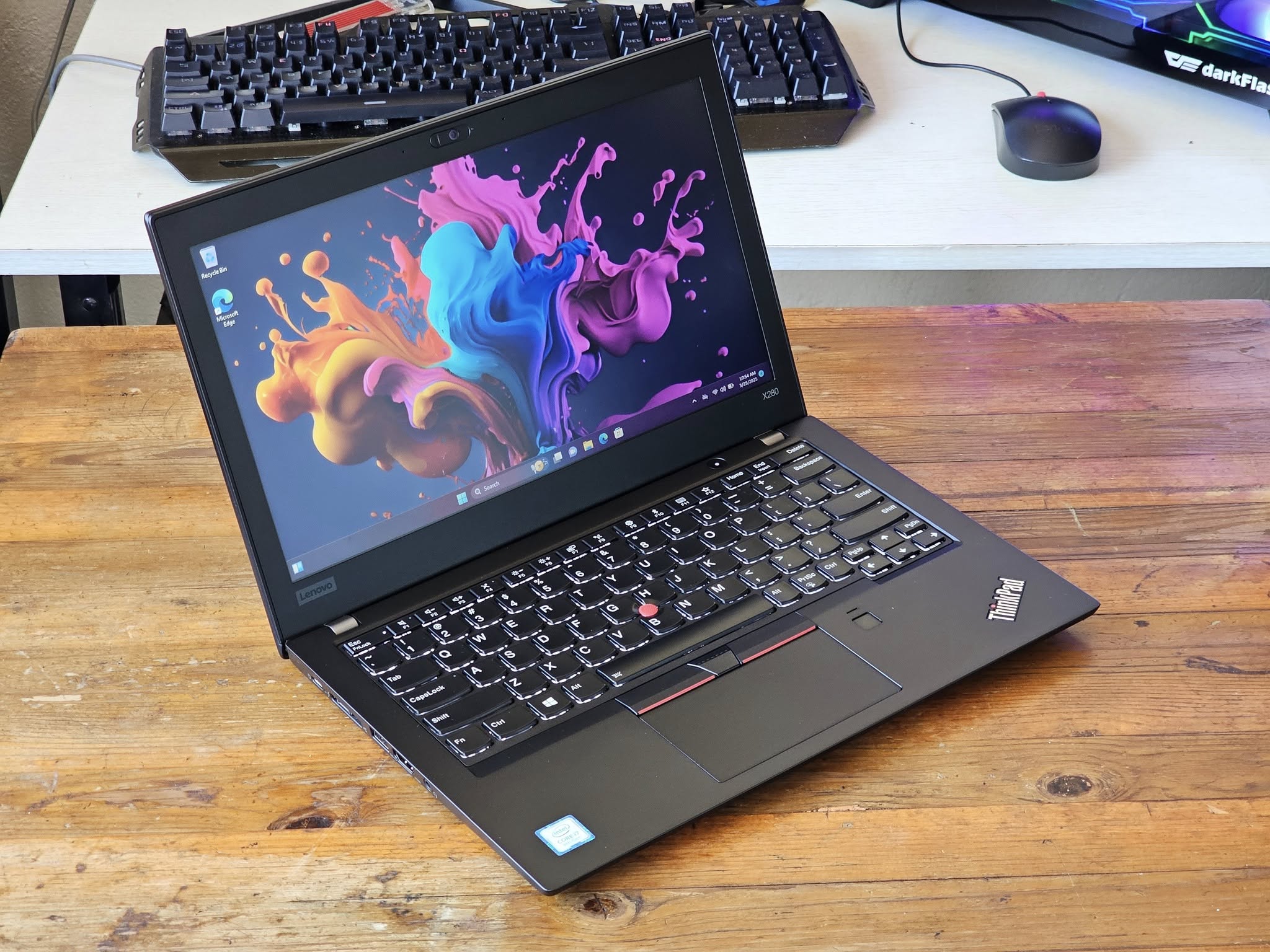 ThinkPad X280 Detail View